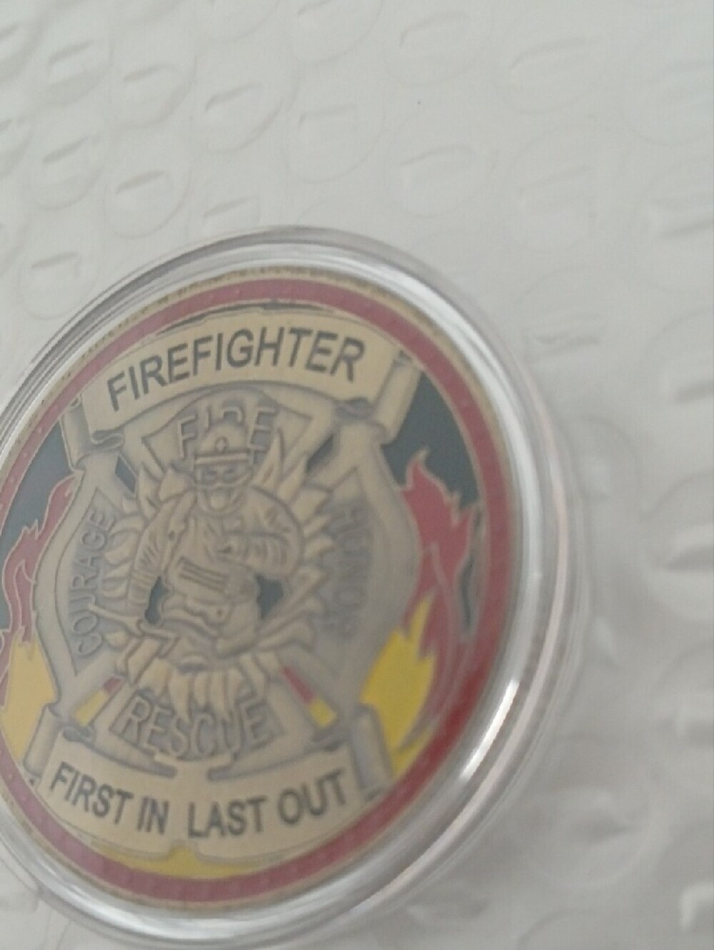 Firefighter Rescue Challenge Coin - Red and Gold - Picture 4 of 6